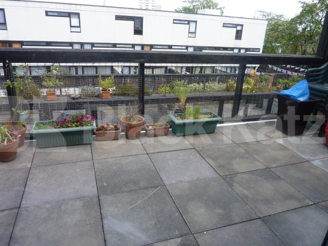 			NEW INSTRUCTION, 3 Bedroom, 1 bath, 1 reception Flat			 Dunboyne Road, HAMPSTEAD